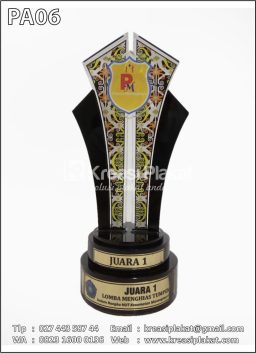 Piala Lomba Menghias Tumpeng