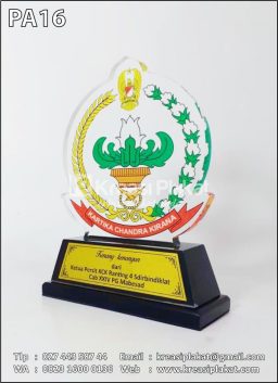 Plakat Kartika Chandra Kirana