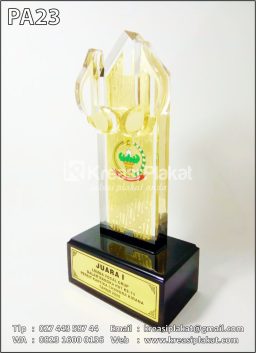 Piala Lomba Vocal Group Kartika Chandra Kirana