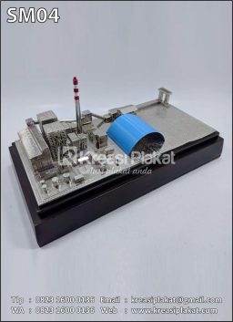 Miniatur Pabrik