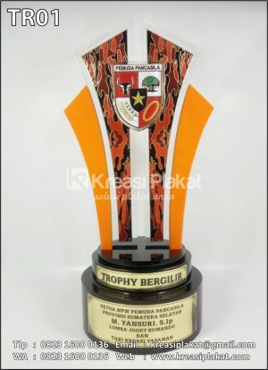Custom Trophy Bergilir Pemuda Pancasila