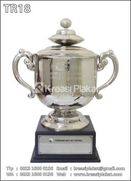 Piala Bergilir Golf