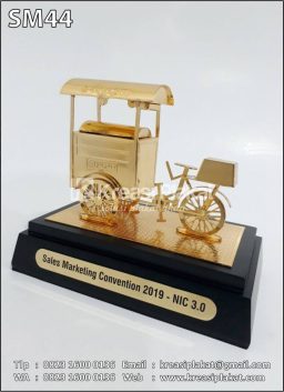 Souvenir Miniatur Gerobak Sari Roti
