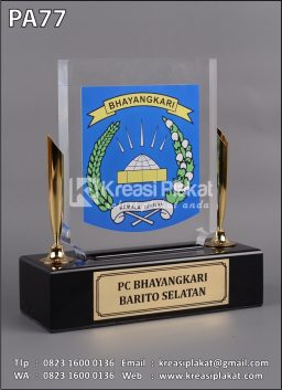 Plakat Pen Holder Bhay...