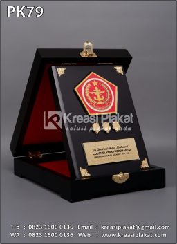 Plakat Kayu Variasi Bo...