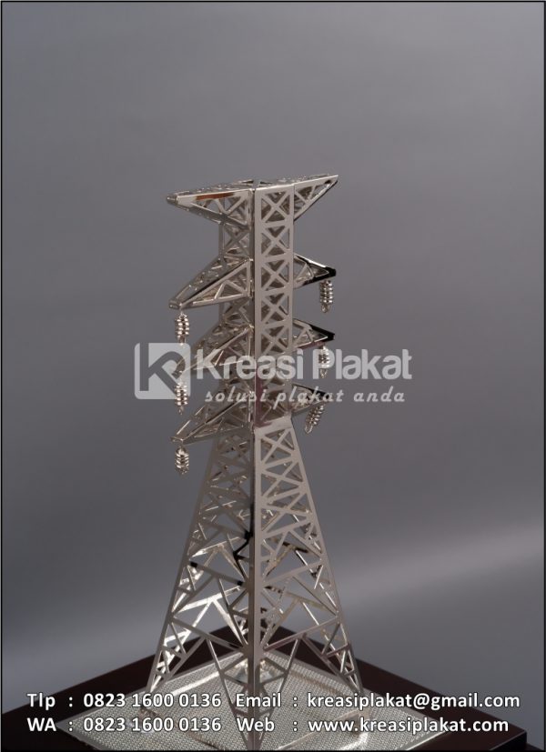 Detail Souvenir Miniatur Tower PLN Unit Induk Pembangunan