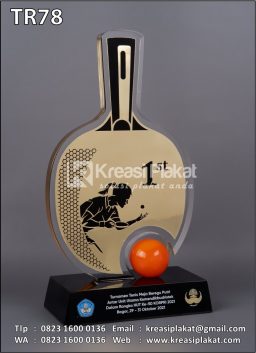 Piala Turnamen Tenis M...