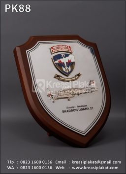 Plakat Kayu Wing Udara...