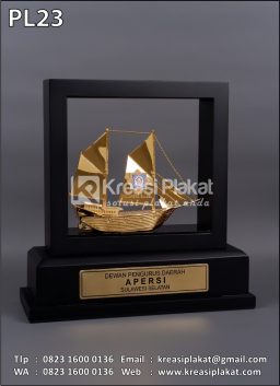 Plakat Frame Kayu APER...