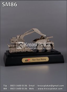 Souvenir Miniatur Dump...