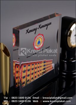 Plakat Akrilik Kenang ...