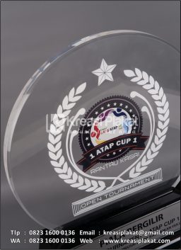 Piala Bergilir Open To...