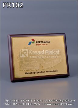 Plakat Kayu Pertam...