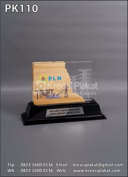 Plakat Kayu PLN Un...