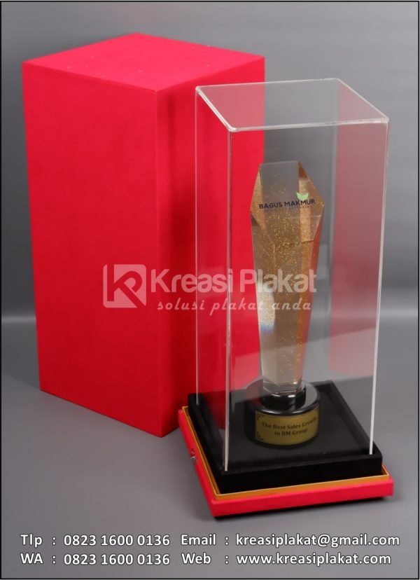 Box Piala The Best Sales Growth BM Group