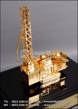 Souvenir Miniatur Blasting Drilling Rig