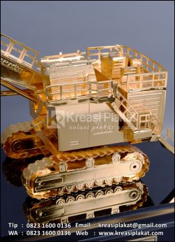 Souvenir Miniatur Mining face Overburden