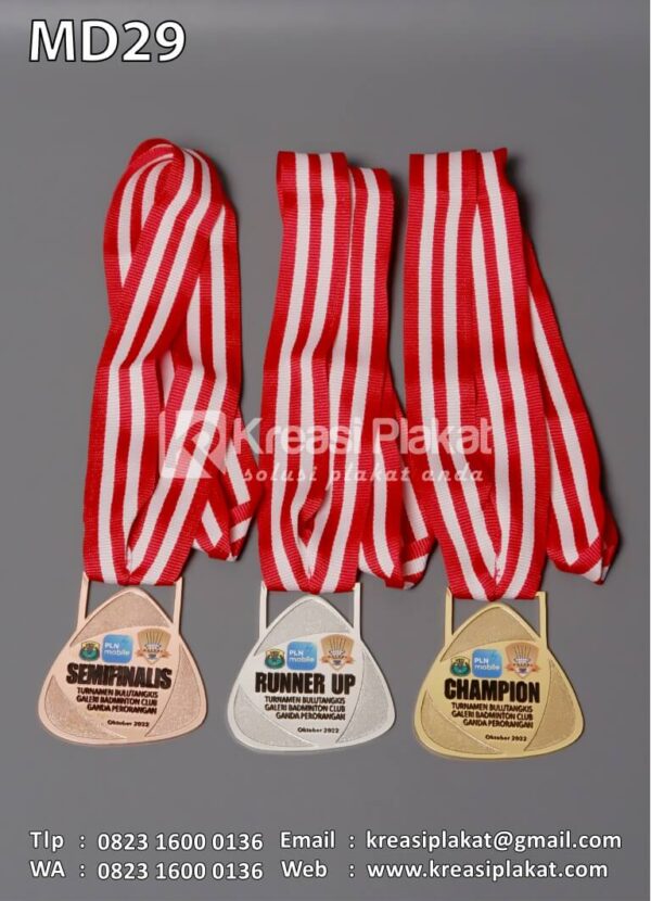 Medali Turnamen Bulutangkis Galeri Badminton Club