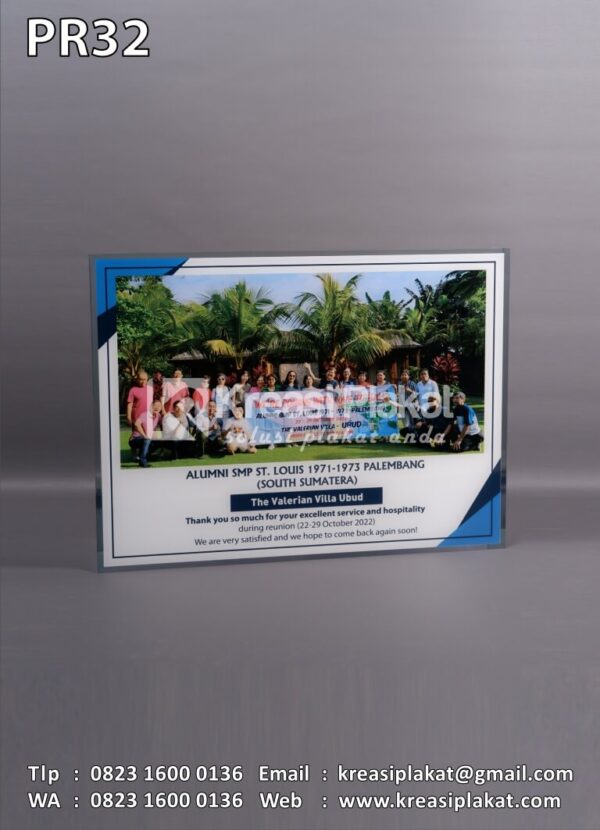 Plakat Resin Alumni SMP