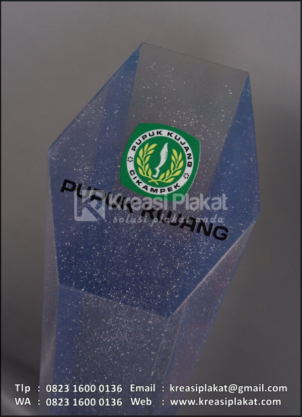 Detail Piala Bergilir Bidang Olahraga dan Seni HUT PT Pupuk Kujang