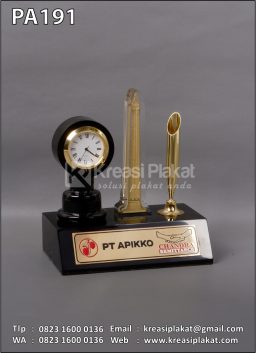 Plakat Akrilik Pen Holder PT Apikko