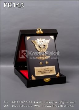 Plakat Kayu Box Bea Cu...