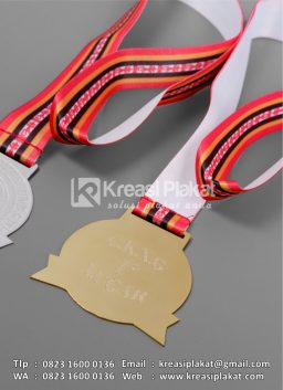 Medali Futebol Ba Kamp...