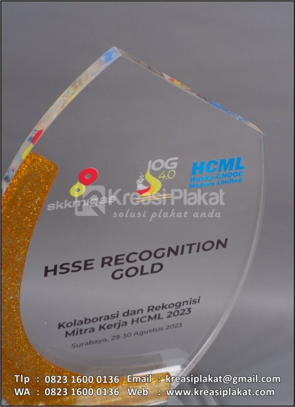 Detail Plakat Akrilik HSSE Recognition Gold