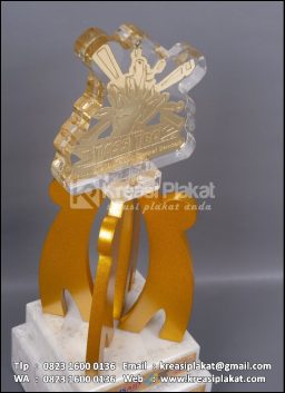 Piala Toss TBC