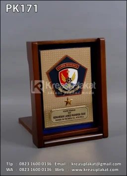 Plakat Kayu Kenang ken...