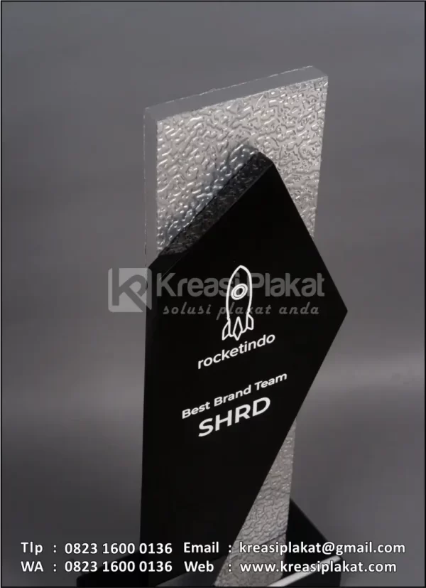 Detail Plakat Akrilik Best Brand Team SHRD Rocketindo