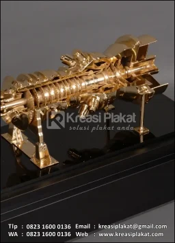 Souvenir Miniatur Turbin Gas