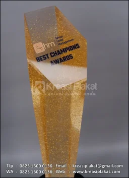 Piala Resin SHM Best Champions Awards
