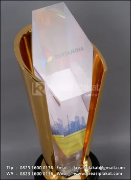Piala Juara 1 Insuration Preparation Challenge Pertamina