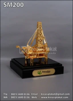 Souvenir Miniatur Rig Offshore Sea Star Platform