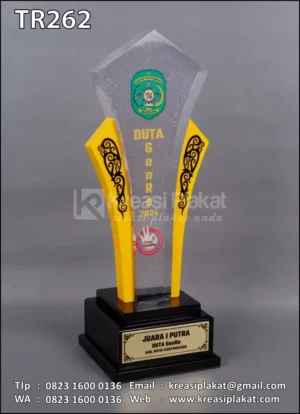 Piala Juara Duta GenRe...