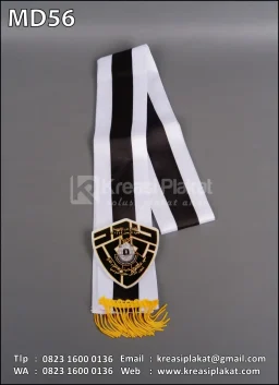 Medali Wisuda Pond...