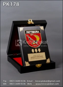 Plakat Kayu Box Kakumd...