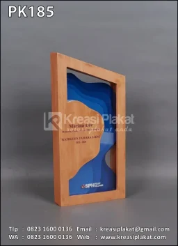 Plakat Kayu Marina Lee...