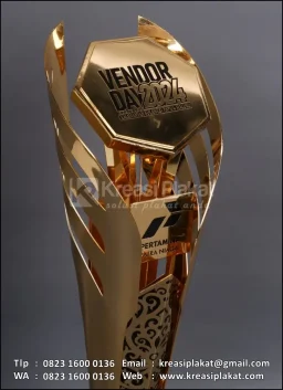 Piala The Most Contributive Vendor