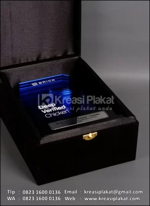 Box Plakat Akrilik Deep Verified Award - Lazada