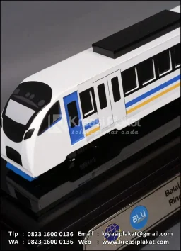 Souvenir Miniatur LRT Palembang Sumsel