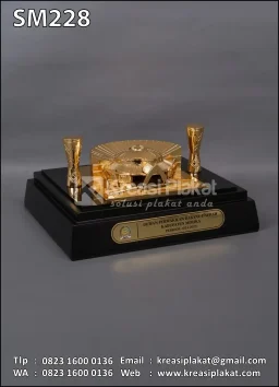Miniatur Bangunan DPRD Kabupaten Mimika