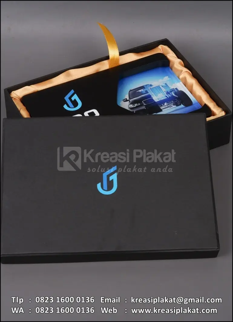 Box Plakat Kayu Akrilik PT Jantra Grupo Indonesia Tbk