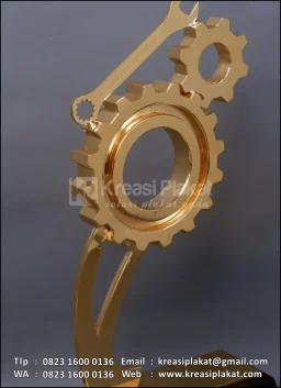 Piala Juara Best Mechanic PT Pamapersada Nusantara
