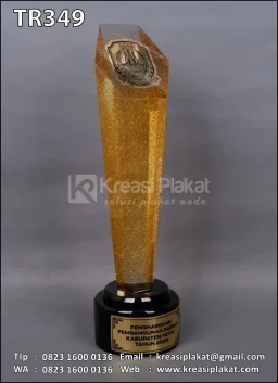 Piala Resin Penghargaan Pembangunan Daerah Kabupaten Kota