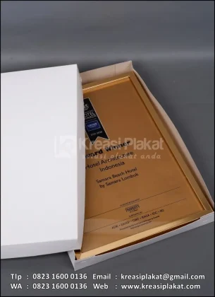 Detail Plakat Logam Asia Pacific Hotel Awards