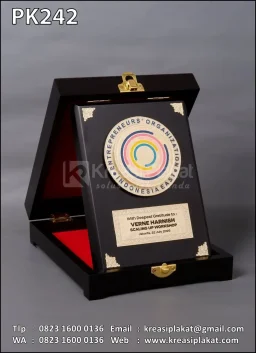 Plakat Kayu Box EO Ind...