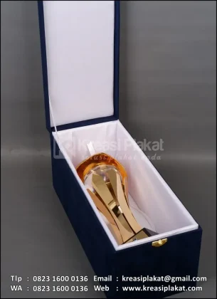 Box Piala Juara 1 Best Commander Pamapersada Nusantara