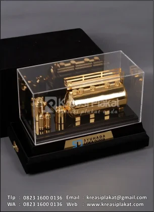 Box Miniatur Logam Tangki Syuhada Loka Djaya